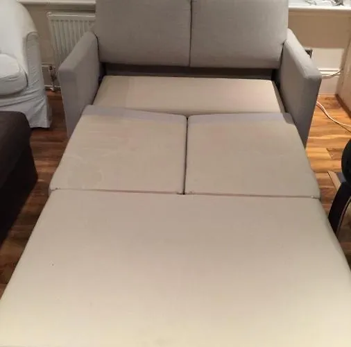 London Kensington & Chelsea 2 Bed Zone 1 Aprt